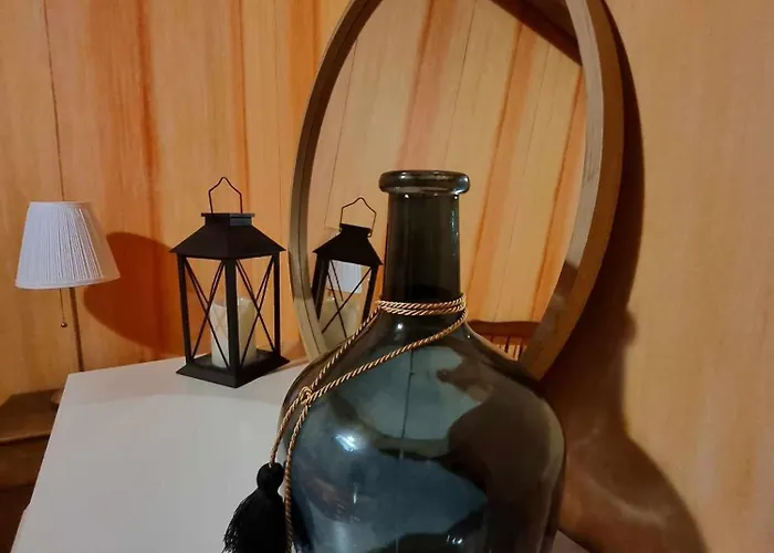 Le Du Saladou- Cantal Nyaraló Val-d'Arcomie