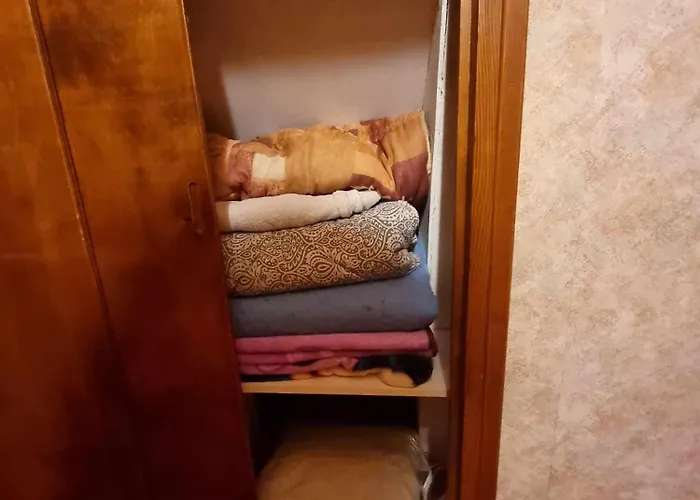 Le Du Saladou- Cantal Nyaraló Val-d'Arcomie